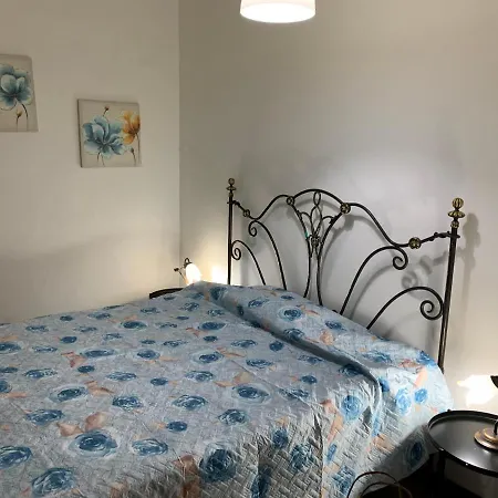 بيت ضيافة Lovingsuite ريجّو دي كالابريا